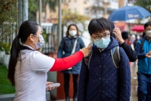 Ngày 11/2 có 26.487 ca COVID-19; 74 ca tử vong