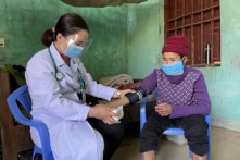 Ngày 28/2: Thêm 94.385 ca COVID-19 mới; Quảng Ninh bổ sung 28.095 ca