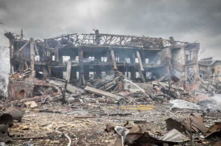 Đọc tin buổi sáng – Thơ Trương Văn Dân