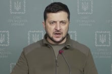 TT Zelensky thúc giục NATO cung cấp máy bay và xe tăng