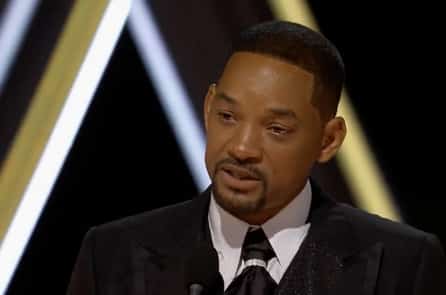 Will Smith rút khỏi học viện điện ảnh Hollywood sau vụ đánh Chris Rock