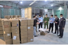 Hà Nội: Phát hiện gần 60.000 kit test COVID-19 ‘nhập lậu’ gắn nhãn ‘made in China’