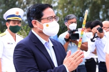 Thủ tướng VN tưởng niệm vụ Gạc Ma, công bố xây dựng Trường Sa thành trung tâm KT-XH