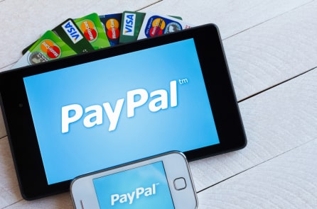 Visa, Mastercard, Paypal đình chỉ hoạt động tại Nga