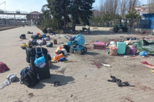 TT Zelensky nói Nga phạm ‘tội ác chiến tranh’ với cuộc tấn công ga tàu ở Donetsk