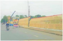 Trang trí hơn 1,5 tỷ đồng, lan can cầu ở Quảng Trị bị chê giống ‘hàng rào nhà tù’