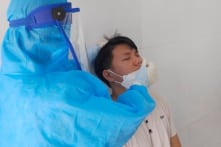 Ngày 5/5 có 4.305 ca COVID-19, tăng 1.217 ca so với ngày 4/5