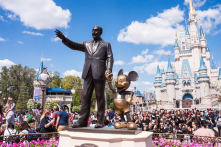 Vì sao Thống đốc Florida muốn chấm dứt quyền tự trị của Disney?