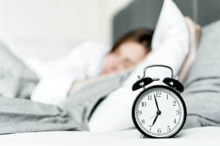 Ngủ hơn 8 tiếng một ngày và những tác hại ít ai ngờ tới