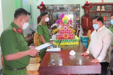 Sai phạm cấp biển số xe, cựu trưởng phòng CSGT ở An Giang bị bắt, khởi tố