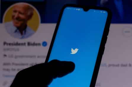 Báo cáo: Một nửa số tài khoản theo dõi trên Twitter của TT Joe Biden là giả
