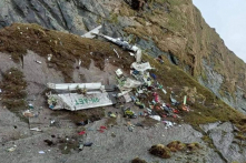 Nepal: Tìm thấy xác máy bay Tara Air chở 22 người rơi ở vùng núi