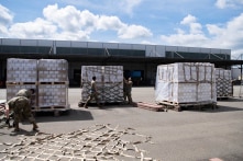 Khủng hoảng sữa công thức ở Mỹ: Hơn 30.000 kg sữa từ châu Âu đã đến Hoa Kỳ