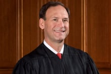 Thẩm phán Samuel Alito lần đầu lên tiếng sau vụ rò rỉ dự thảo của Tòa án Tối cao