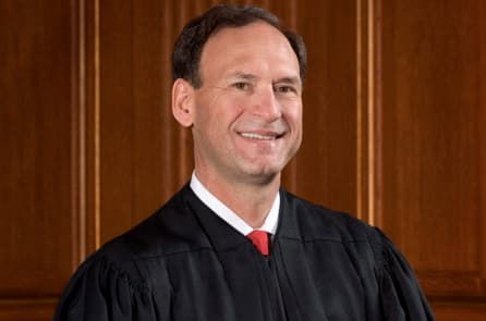 Thẩm phán Samuel Alito: 10 lý do lật lại vụ án lệ phá thai “Roe kiện Wade”