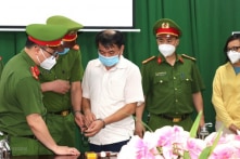 GĐ CDC Hà Giang cùng 2 thuộc cấp bị bắt vì nhận hơn 1 tỷ đồng ‘hoa hồng’ từ Việt Á