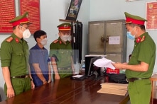 Đà Nẵng: Xem camera, người mẹ kịp chạy về cứu 2 con bị dâm ô