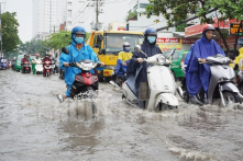 Mưa lớn 120mm/đợt, TP.HCM nguy cơ ngập nặng những ngày đầu tuần