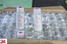 TP.HCM: Hơn 100.000 sản phẩm mỹ phẩm của Trung Quốc bán trên mạng bị thu giữ