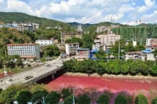 Sau “trời máu” tại Chiết Giang lại đến “sông máu” ở Quảng Tây
