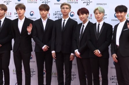 Nhóm nhạc BTS bất ngờ tuyên bố ngừng hoạt động vô thời hạn