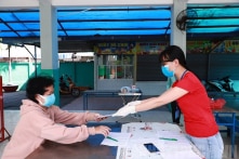 Tiền hỗ trợ COVID-19 ở TP.HCM: Chỉ 3 phường đã chi sai 5,4 tỷ đồng