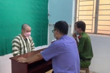 Diễn viên hài Hữu Tín bị khởi tố, bắt tạm giam