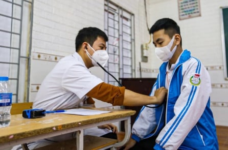 857 nhân viên y tế tại Hà Nội xin nghỉ việc, chuyển công tác