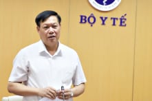 Hàng triệu người không muốn tiêm, Bộ Y tế yêu cầu ‘thần tốc’ tiêm hết vắc-xin COVID-19