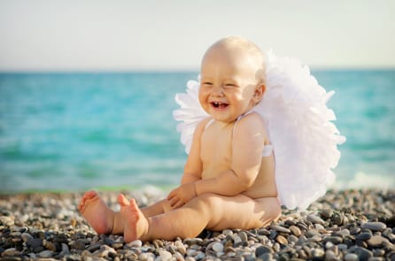 Nghiên cứu mới: Trẻ sơ sinh dưới 8 tháng tuổi đã có ý thức về đạo đức