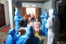 Vụ Việt Á: Quảng Ninh khởi tố Giám đốc Trung tâm Y tế thị xã Đông Triều cùng đồng sự