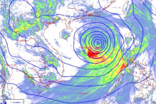 Vùng áp thấp vào Biển Đông, miền Bắc mưa dông diện rộng