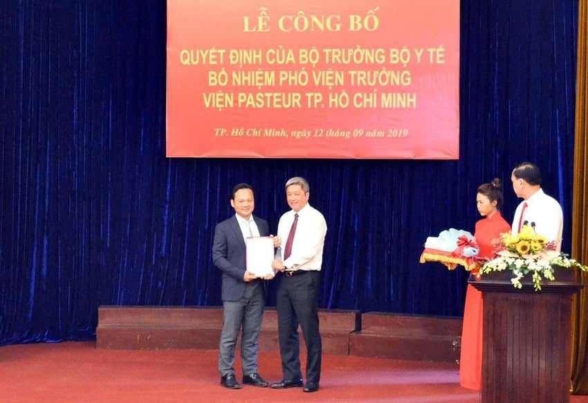 con trai bo truong y te nguyen kim tien