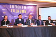 Phiên họp đặc biệt về Pháp Luân Công trong Hội nghị tự do tôn giáo quốc tế 2022