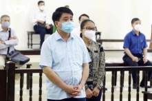 Ông Nguyễn Đức Chung bị truy tố vụ nâng khống giá cây xanh