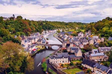 10 câu chuyện về cách ĐCSTQ thâm nhập tại Brittany của Pháp