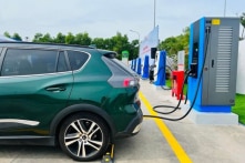 Bộ Tài chính đề nghị bỏ đề xuất trợ cấp 1.000 USD khi mua ô tô điện