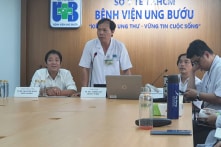 HĐND TP ‘sốc’ với thu nhập 8 triệu đồng/tháng của nhân viên BV Ung bướu TP.HCM