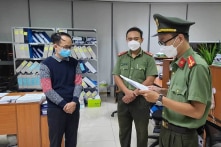 Cán bộ Sở đưa ‘chuyên gia’ nhập cảnh trái phép lĩnh án