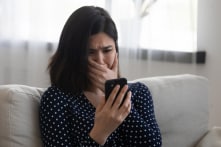 Chuyển tiền, tải ‘ứng dụng bảo mật’ theo cuộc gọi của ‘điều tra viên’, mất hàng tỷ đồng