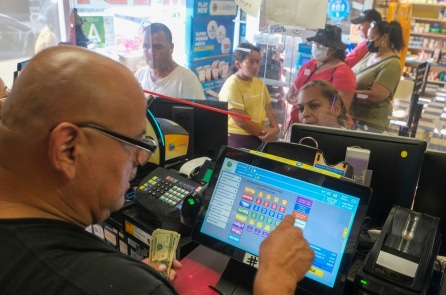 Tỷ phú mới trúng số độc đắc Mega Millions 1,3 tỷ USD chưa được tiết lộ