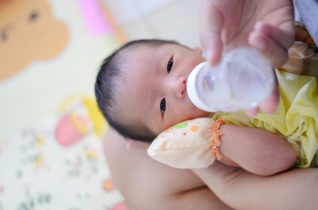 Nitrat trong nước uống gây hại cho trẻ sơ sinh, ngay cả khi dưới mức quy định