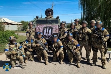 Nga từ bỏ các thị trấn quan trọng ở phía đông bắc Ukraine