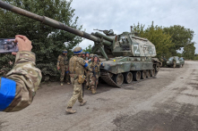 Quân đội Ukraine được phép yêu cầu bệnh nhân HIV nhập ngũ