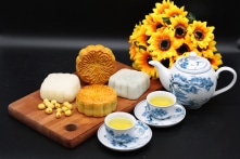 Bí quyết thưởng thức bánh trung thu trọn vẹn mà vẫn có thể “giữ dáng”