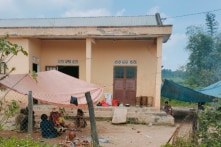 Gia Lai: Cha và con trai 4 tuổi treo cổ chết sau nhà