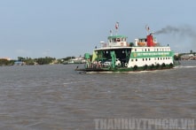Thu tiền ‘quên’ quẹt thẻ ở phà Cát Lái: Phó giám đốc quản lý phà bị đình chỉ công tác