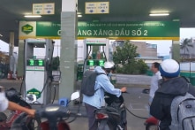 Bộ Tài chính: Không đồng ý giảm 100% thuế tiêu thụ đặc biệt cho xăng