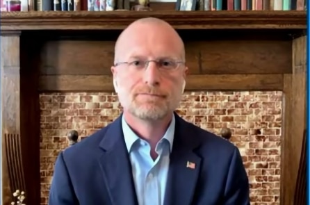 Tổng thống Trump chọn ủy viên FCC Brendan Carr làm chủ tịch FCC