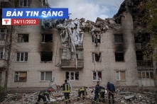 Nga sắp hết nguồn UAV tự sát; CĐV Nhật Bản ở lại dọn sạch rác trên khán đài